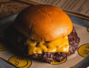 10 Burger Terbaik di London, Dari Burger Klasik Buatan Rumah hingga Burger yang Populer di Internet